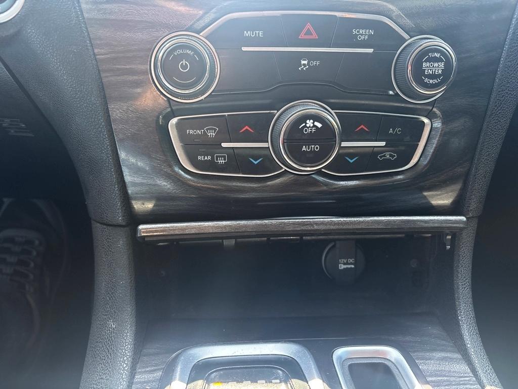 Chrysler 300 Touring 2021