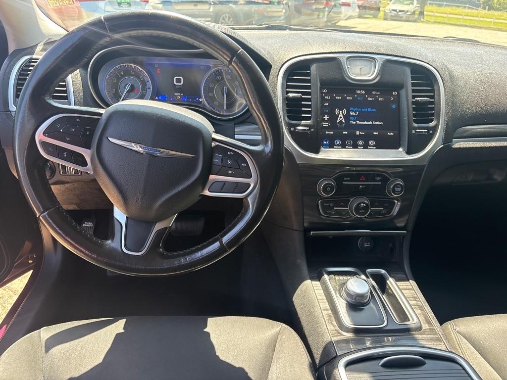 Chrysler 300 Touring 2021