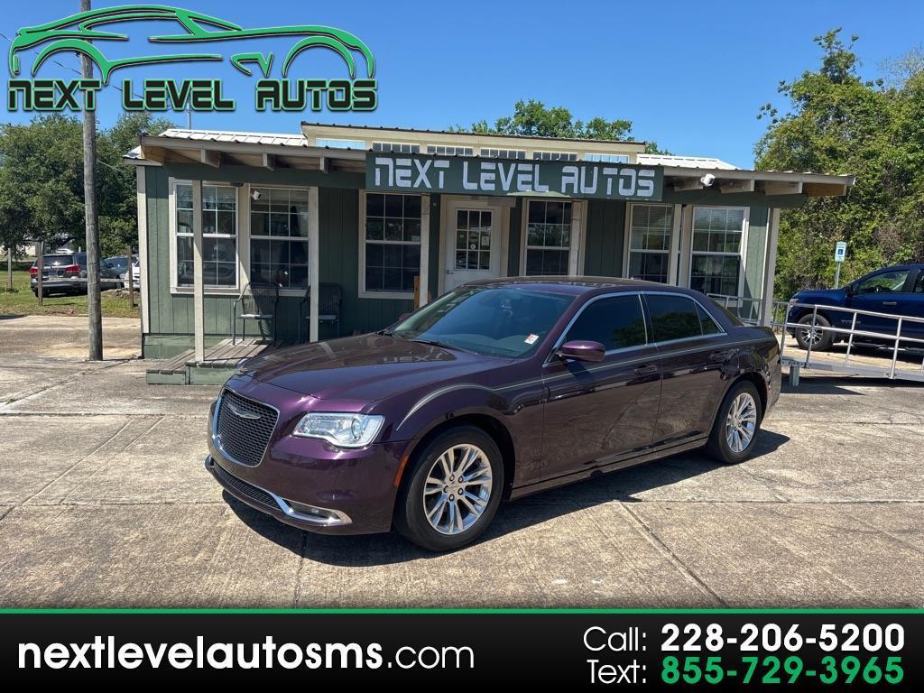 Chrysler 300 Touring 2021