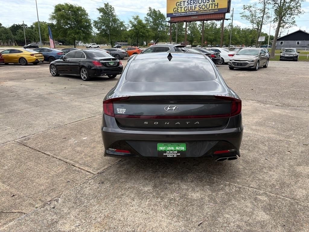 Hyundai Sonata SEL 2021