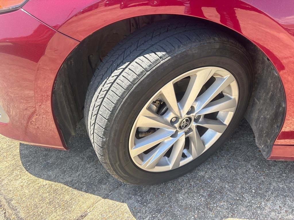 Toyota Camry LE 2021