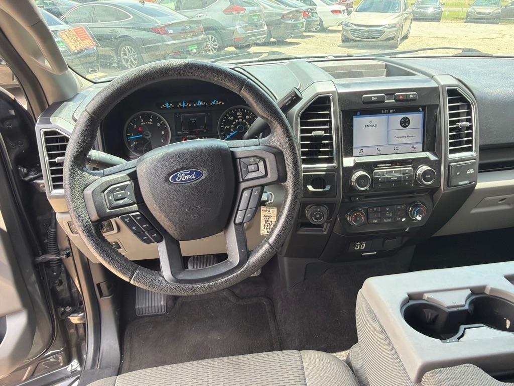 Ford F-150 XL SuperCrew 5.5-ft. Bed 2WD 2016
