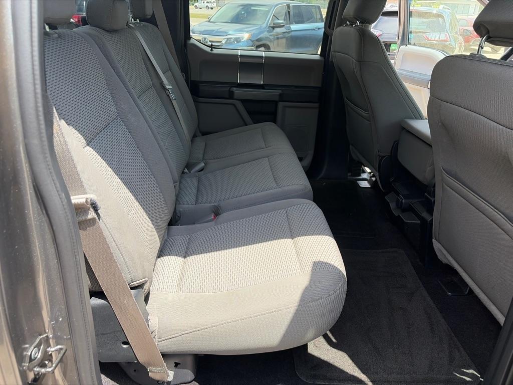 Ford F-150 XL SuperCrew 5.5-ft. Bed 2WD 2016