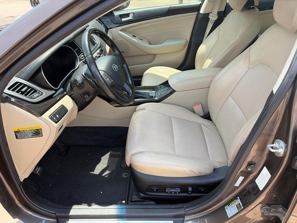Kia Cadenza Limited 2014