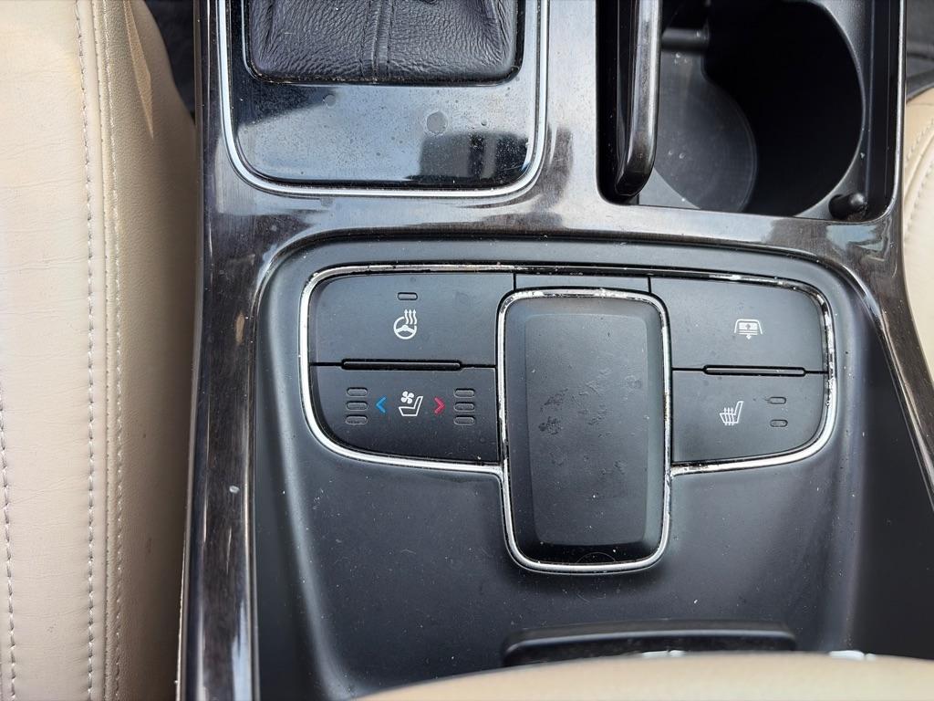 Kia Cadenza Limited 2014