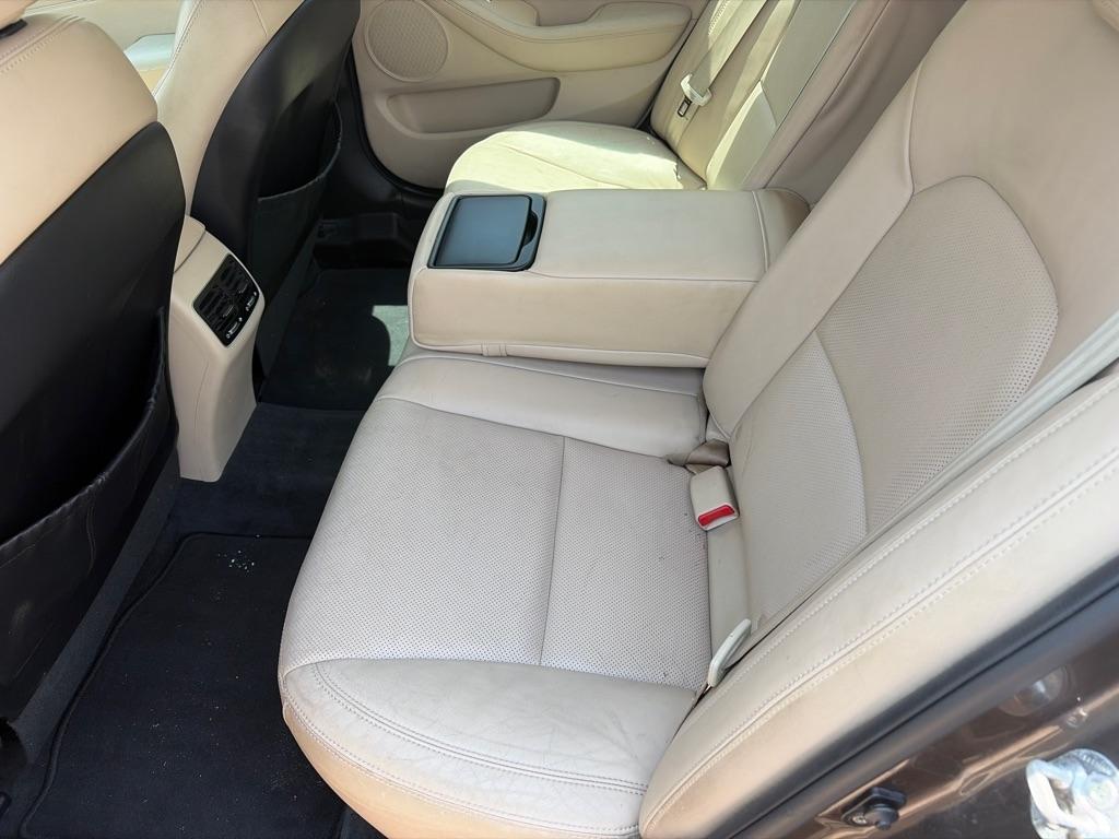 Kia Cadenza Limited 2014