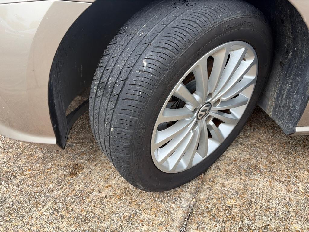 Volkswagen Passat SE 6A 2016
