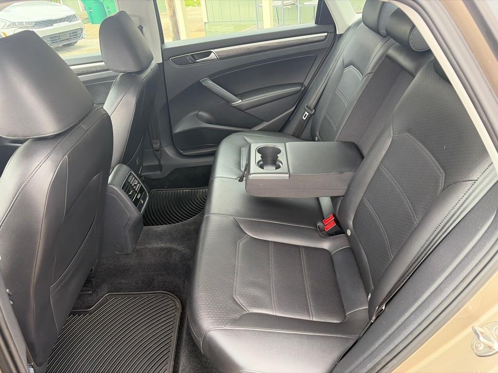 Volkswagen Passat SE 6A 2016