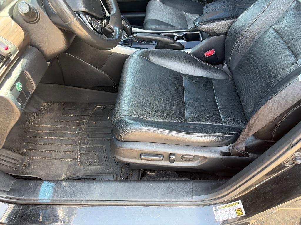 Honda Accord EX-L Sedan V6 6-Spd AT 2017