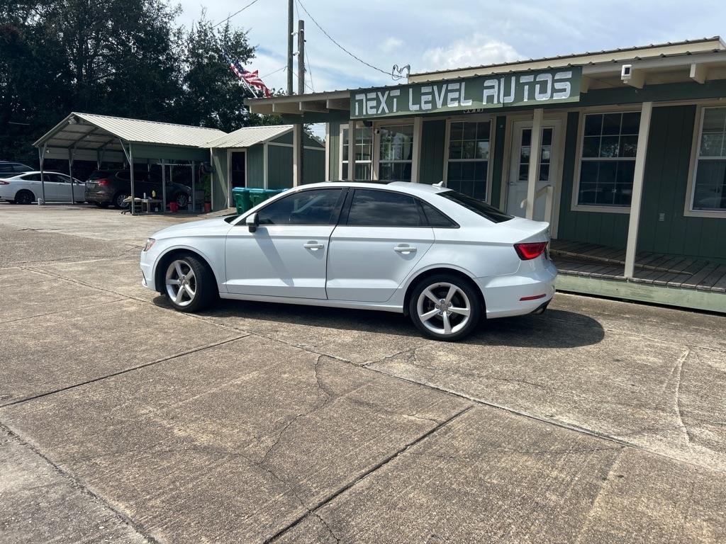 Audi A3 4dr Sdn FWD 1.8T Premium 2015