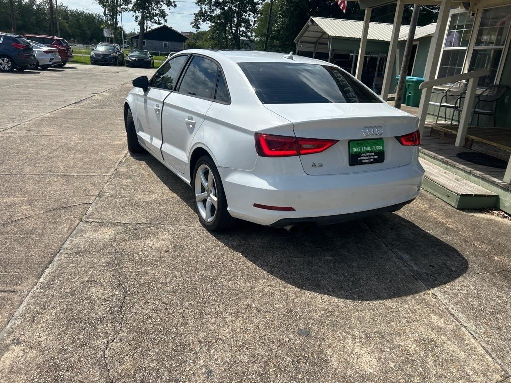 Audi A3 4dr Sdn FWD 1.8T Premium 2015
