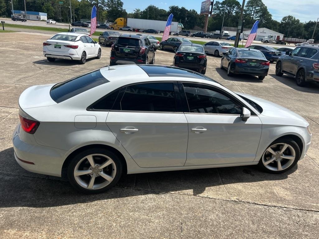 Audi A3 4dr Sdn FWD 1.8T Premium 2015