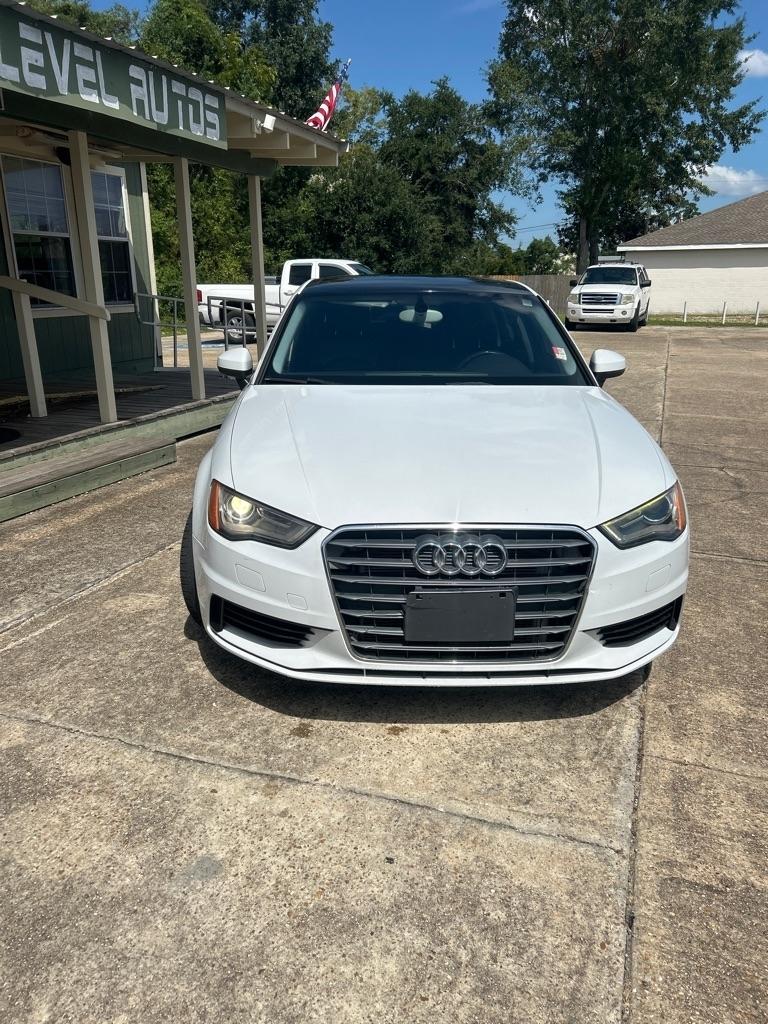 Audi A3 4dr Sdn FWD 1.8T Premium 2015