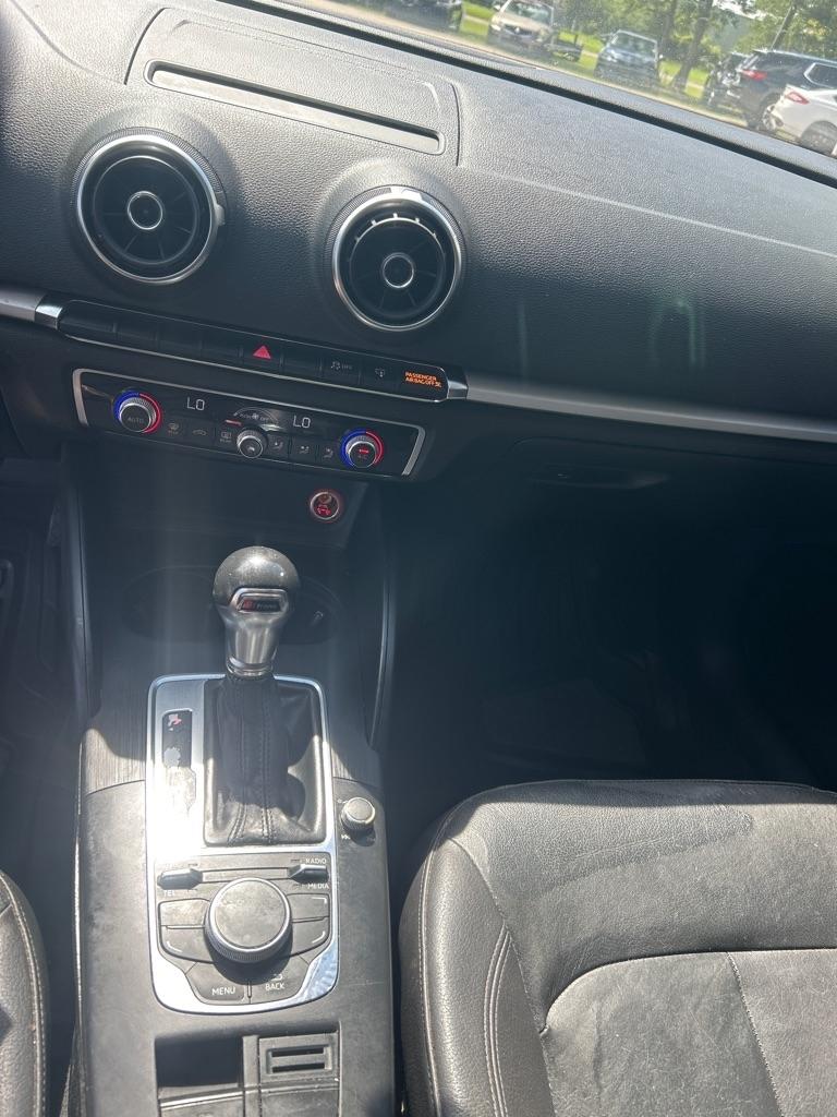 Audi A3 4dr Sdn FWD 1.8T Premium 2015