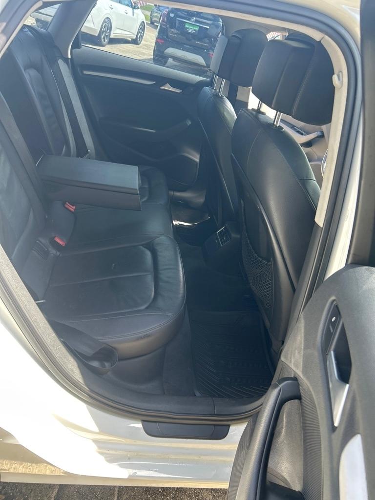 Audi A3 4dr Sdn FWD 1.8T Premium 2015