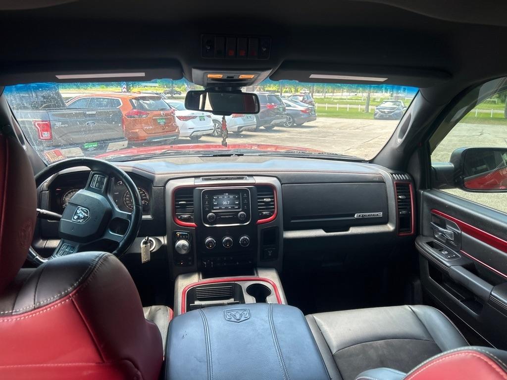 RAM 1500 Rebel Crew Cab SWB 4WD 2016