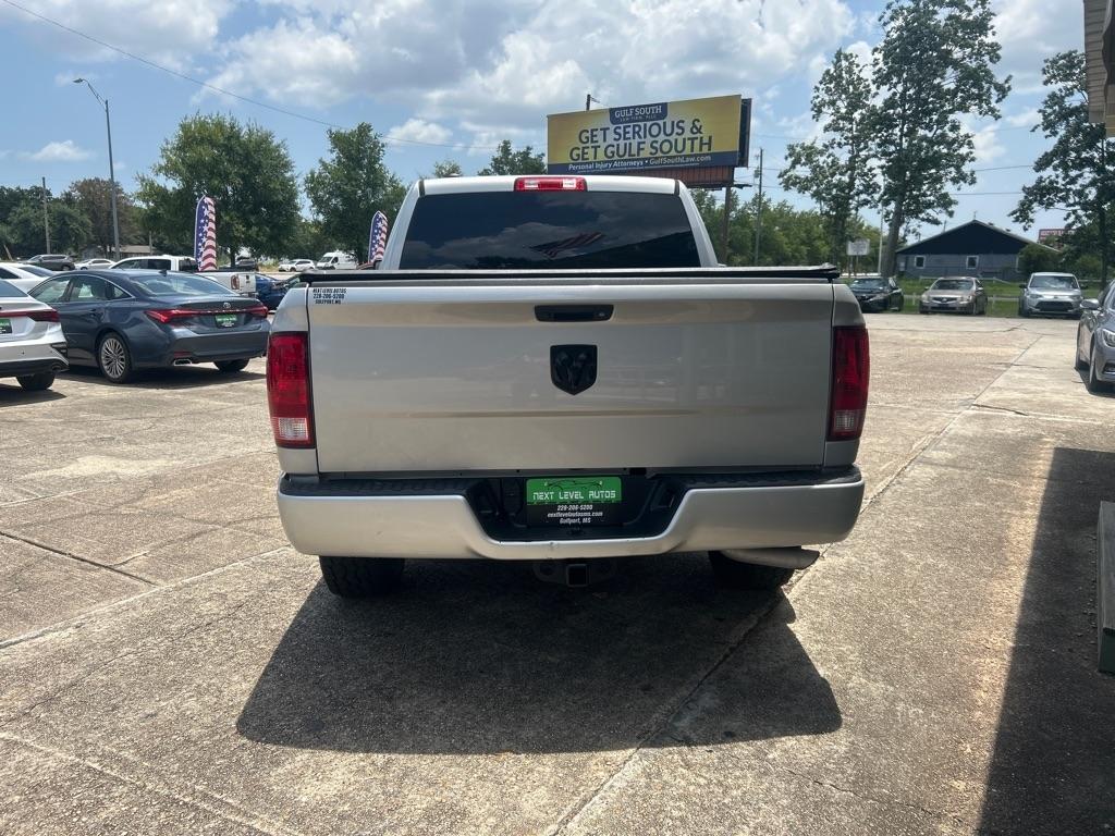 RAM 1500 Tradesman Crew Cab SWB 2WD 2018