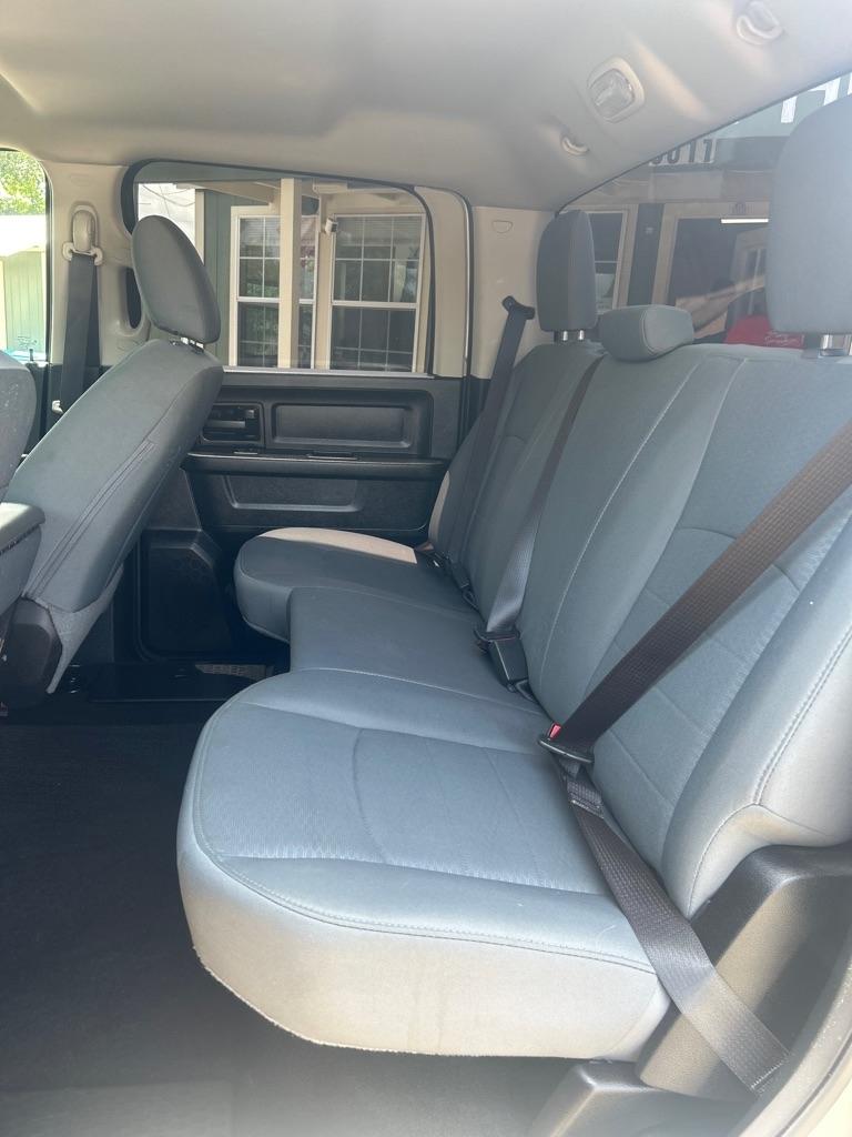 RAM 1500 Tradesman Crew Cab SWB 2WD 2018
