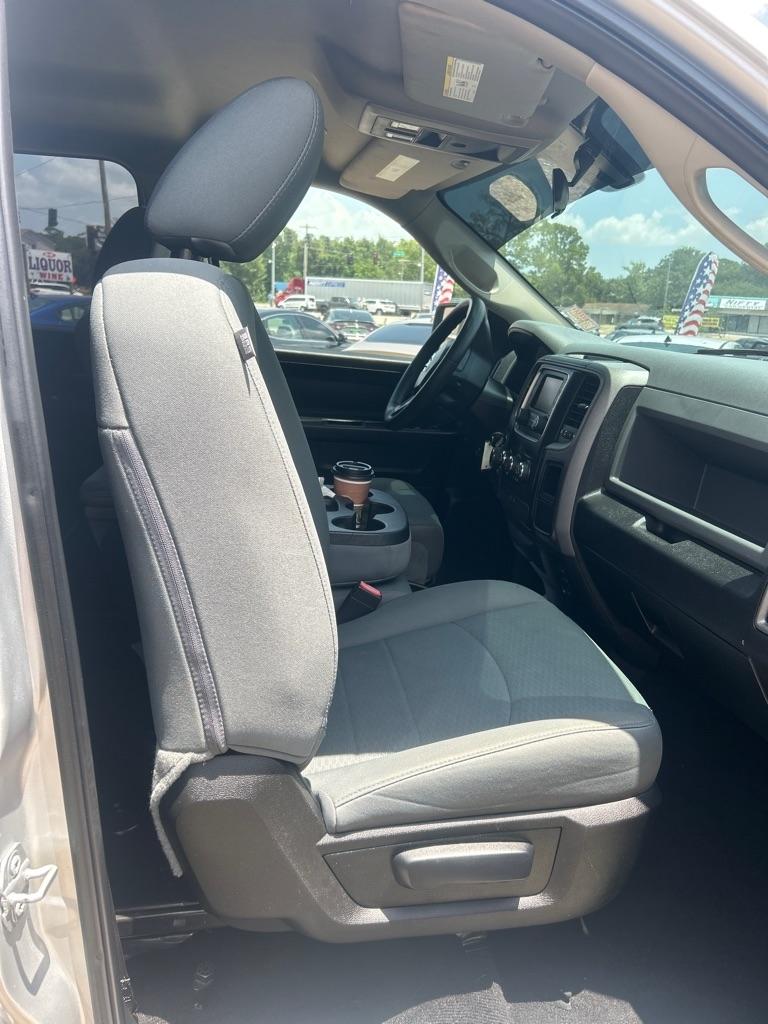 RAM 1500 Tradesman Crew Cab SWB 2WD 2018