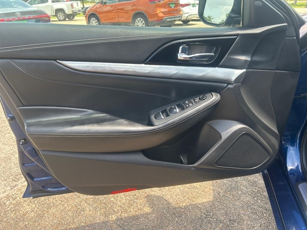Nissan Maxima 3.5 SV 2023