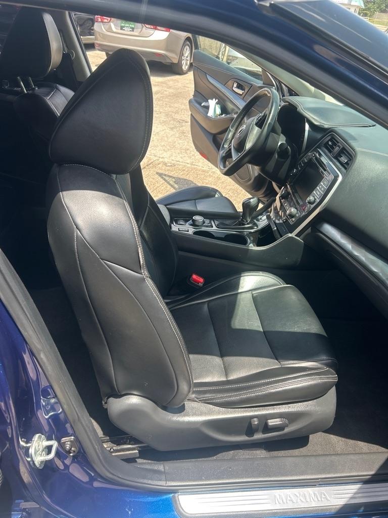 Nissan Maxima 3.5 SV 2023