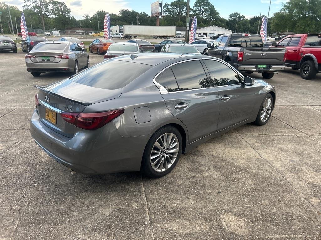 Infiniti Q50 3.0t LUXE 2021