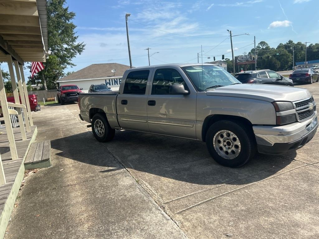 Chevrolet Silverado 1500 Crew Cab 143.5" WB 2WD LT1 2006