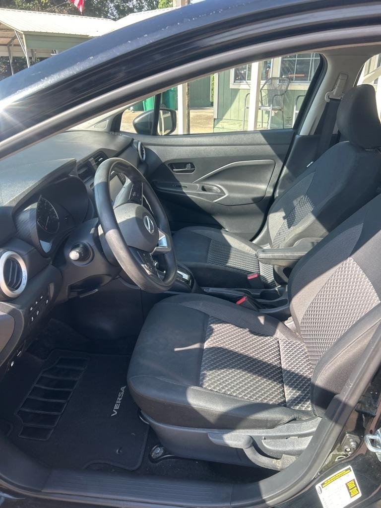 Nissan Versa S CVT 2020