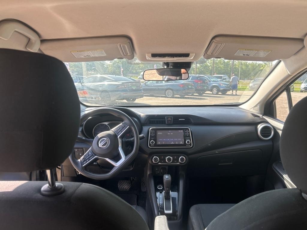 Nissan Versa S CVT 2020