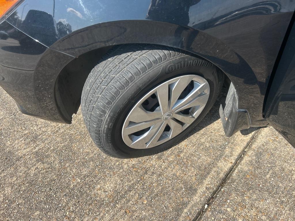 Nissan Versa S CVT 2020