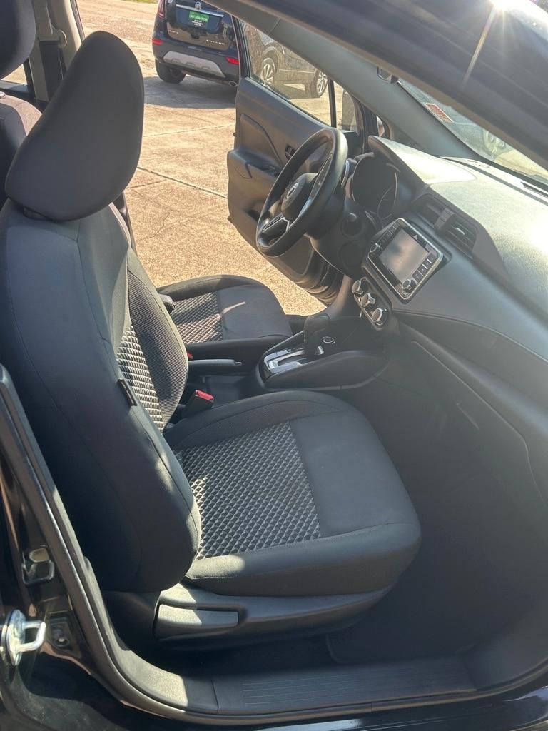 Nissan Versa S CVT 2020