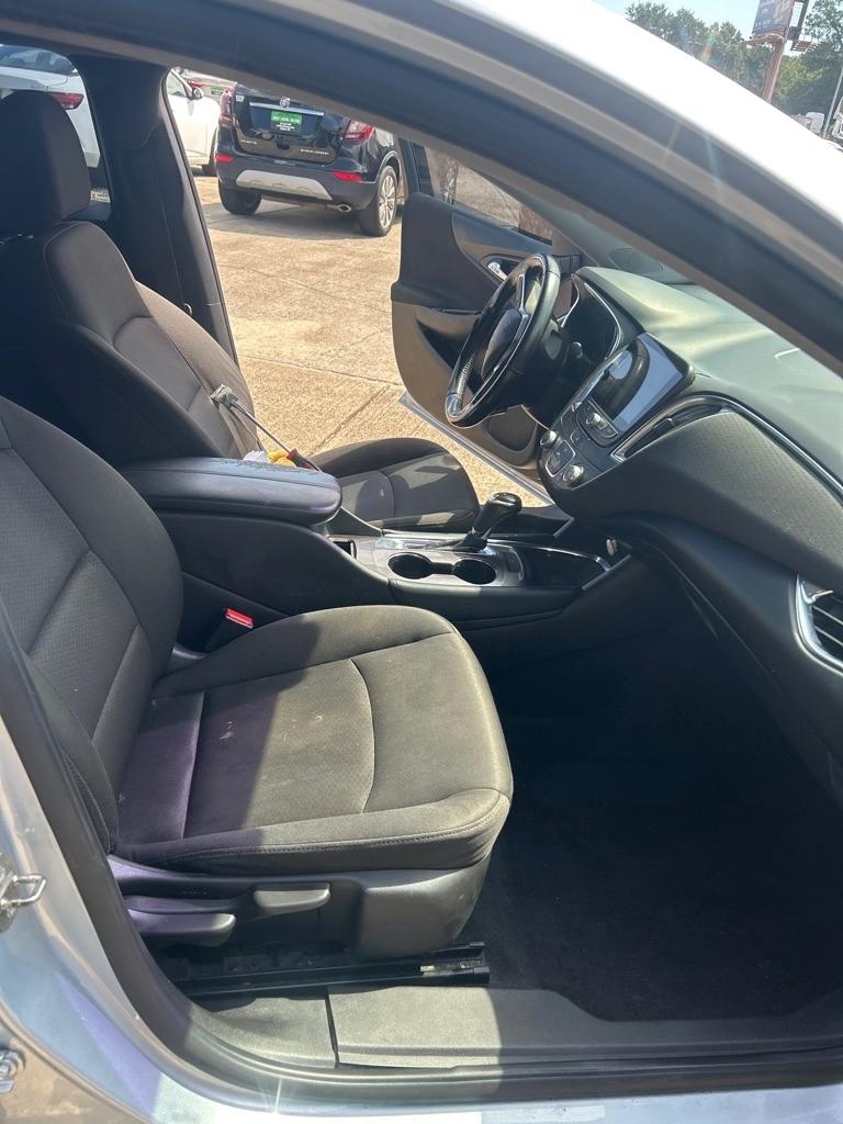 Chevrolet Malibu 4dr Sdn LT w/1LT 2018