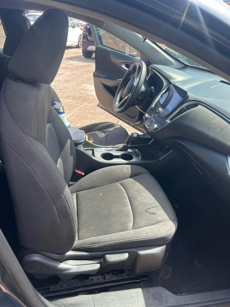 Chevrolet Malibu 4dr Sdn LS w/1LS 2020