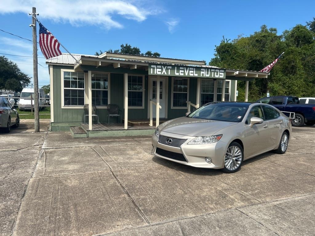 Lexus ES 350 4dr Sdn 2015