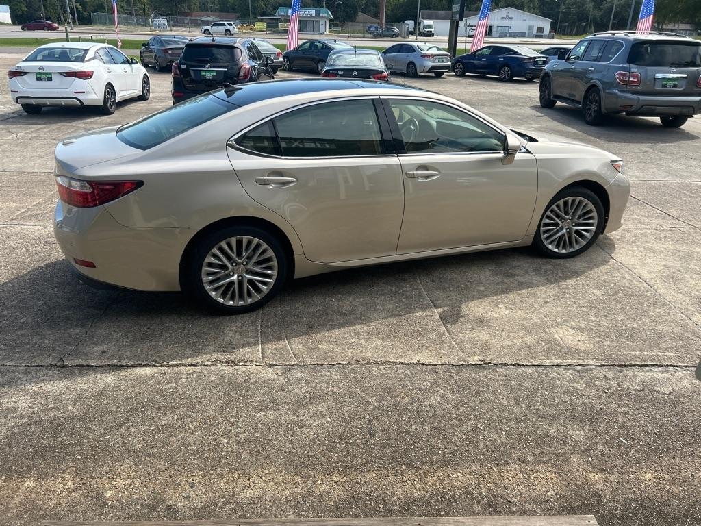 Lexus ES 350 4dr Sdn 2015