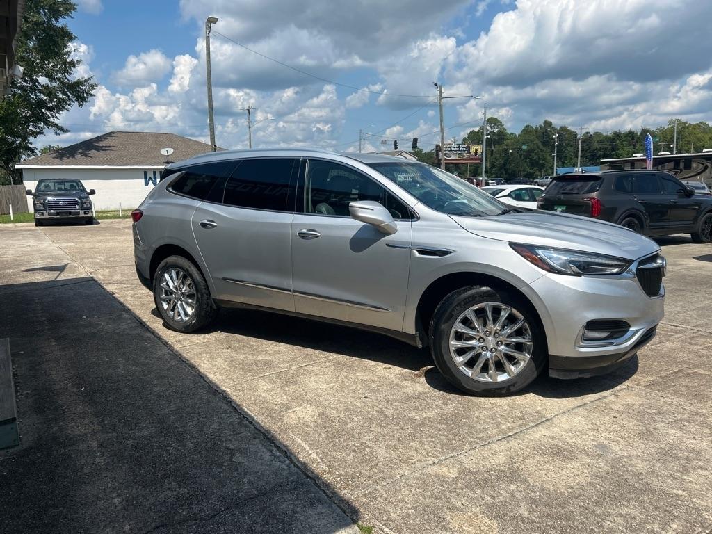Buick Enclave FWD 4dr Essence 2021