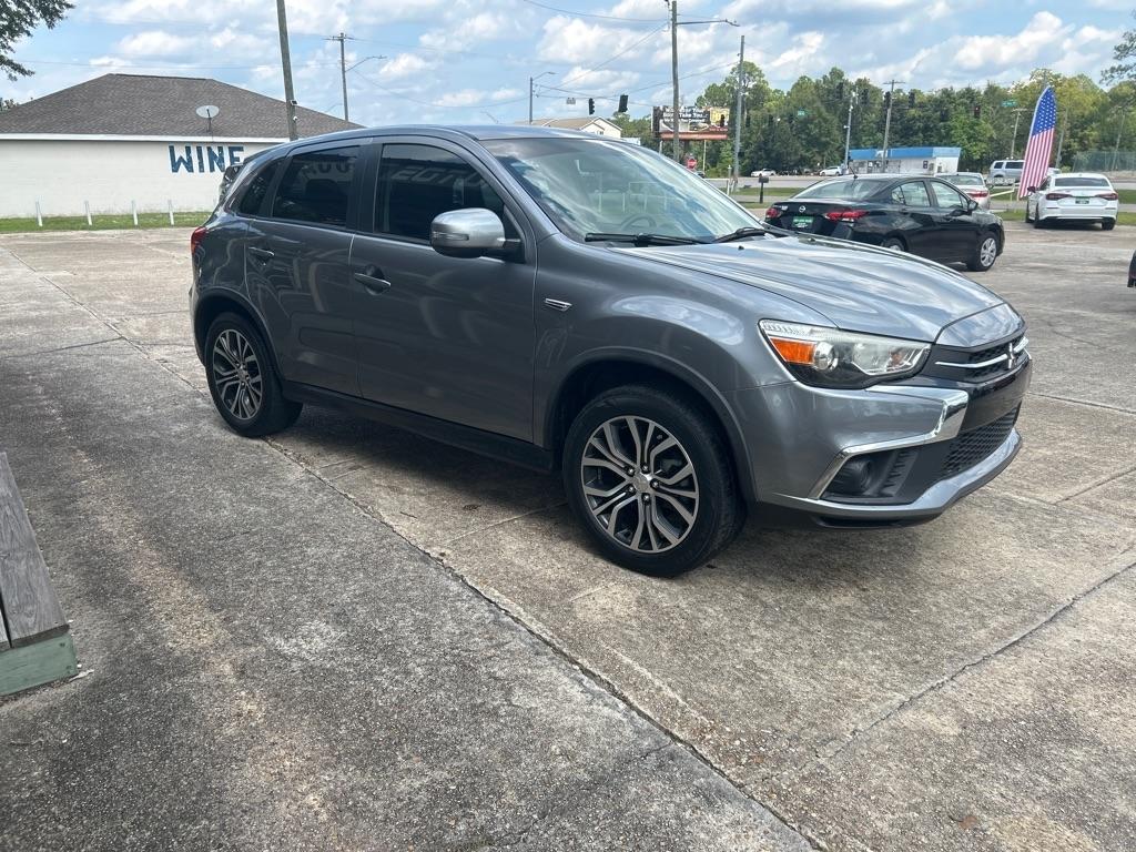 Mitsubishi Outlander Sport ES 2.0 CVT 2018