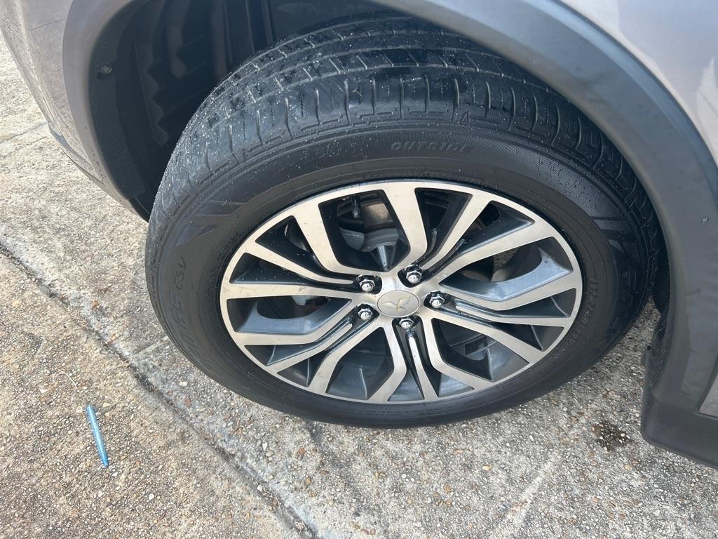 Mitsubishi Outlander Sport ES 2.0 CVT 2018