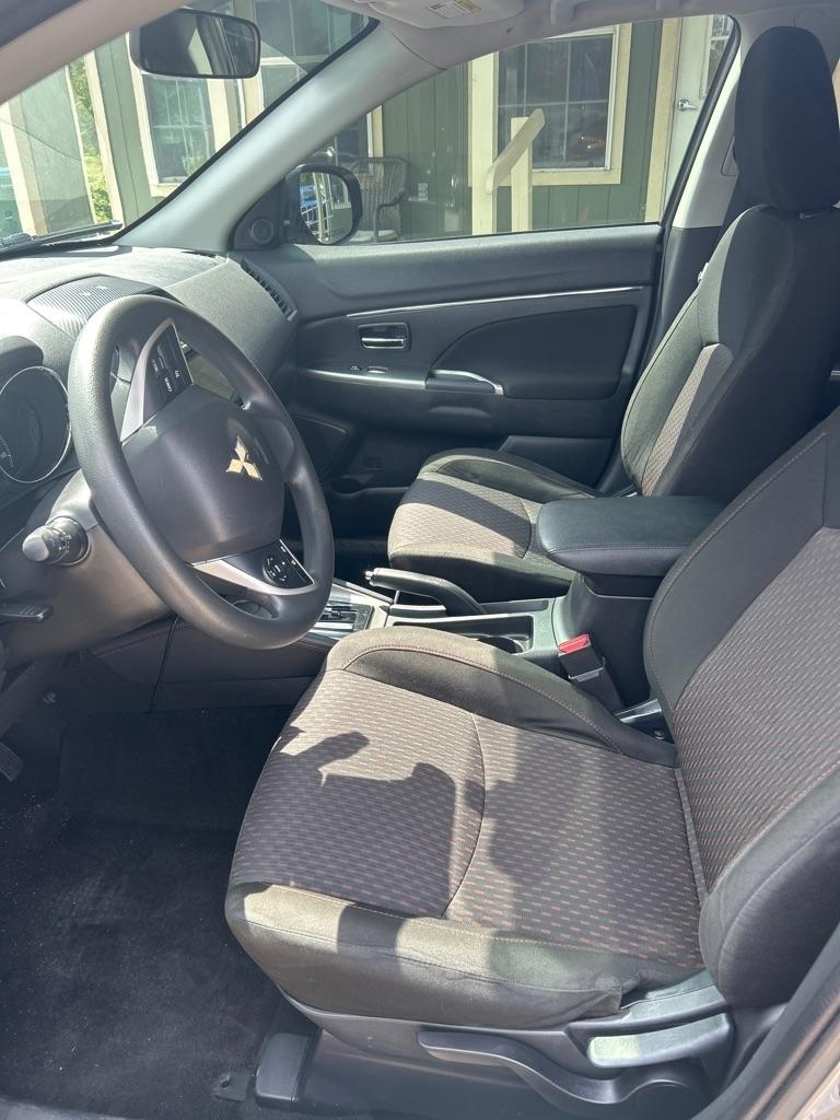 Mitsubishi Outlander Sport ES 2.0 CVT 2018