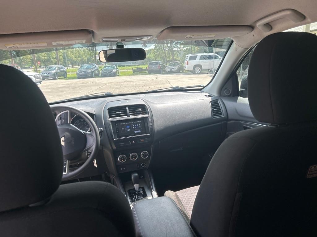Mitsubishi Outlander Sport ES 2.0 CVT 2018