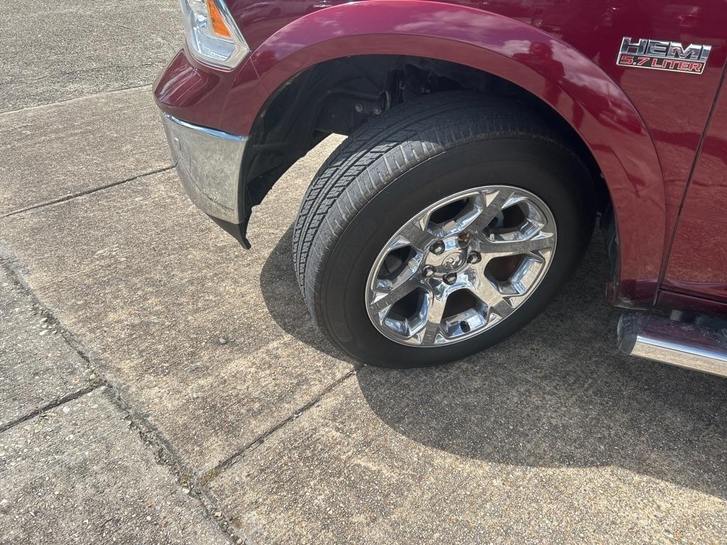 RAM 1500 Laramie 4x2 Crew Cab 5'7" Box 2017