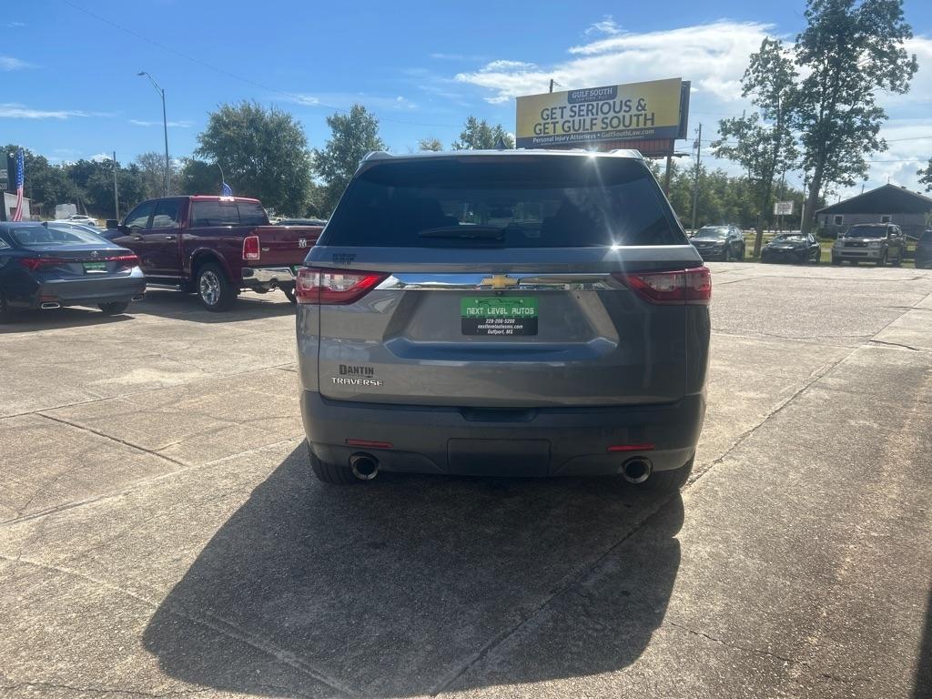 Chevrolet Traverse FWD 4dr LS w/1LS 2020