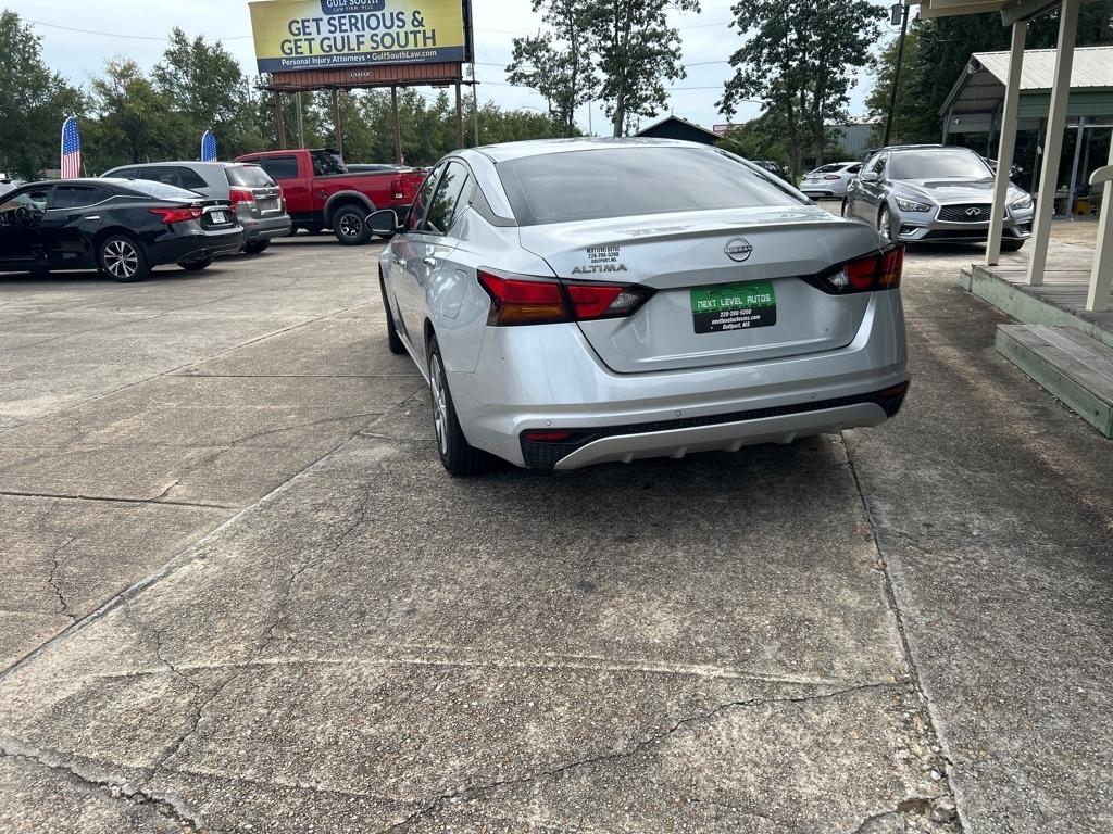 Nissan Altima 2.5 S Sedan 2023