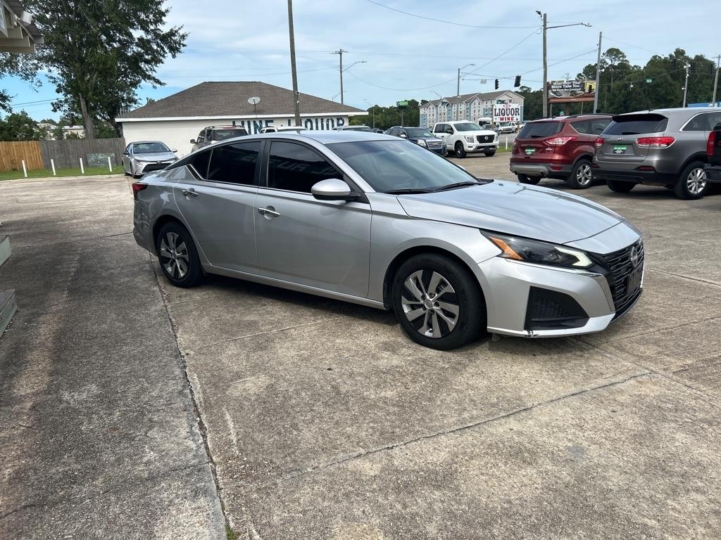 Nissan Altima 2.5 S Sedan 2023