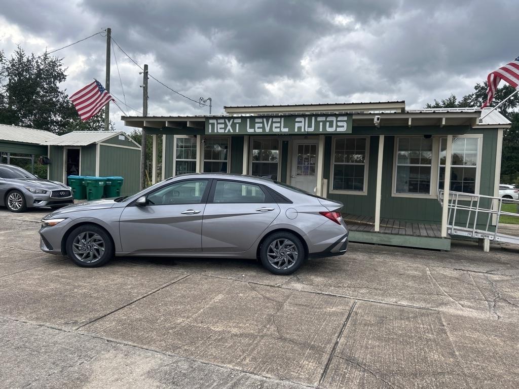 Hyundai Elantra SEL IVT 2024