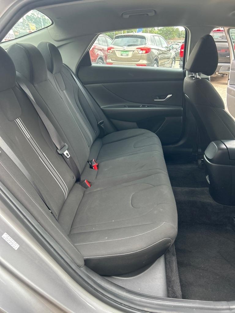 Hyundai Elantra SEL IVT 2024