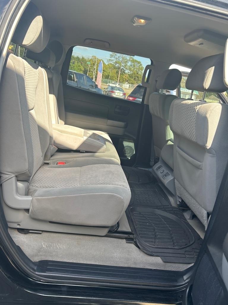 Toyota Tundra 2WD Truck CrewMax 4.6L V8 6-Spd AT (Natl) 2010
