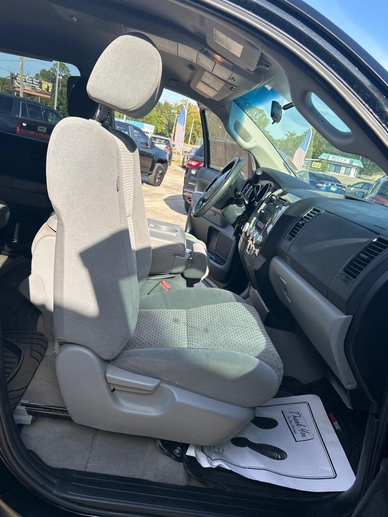 Toyota Tundra 2WD Truck CrewMax 4.6L V8 6-Spd AT (Natl) 2010