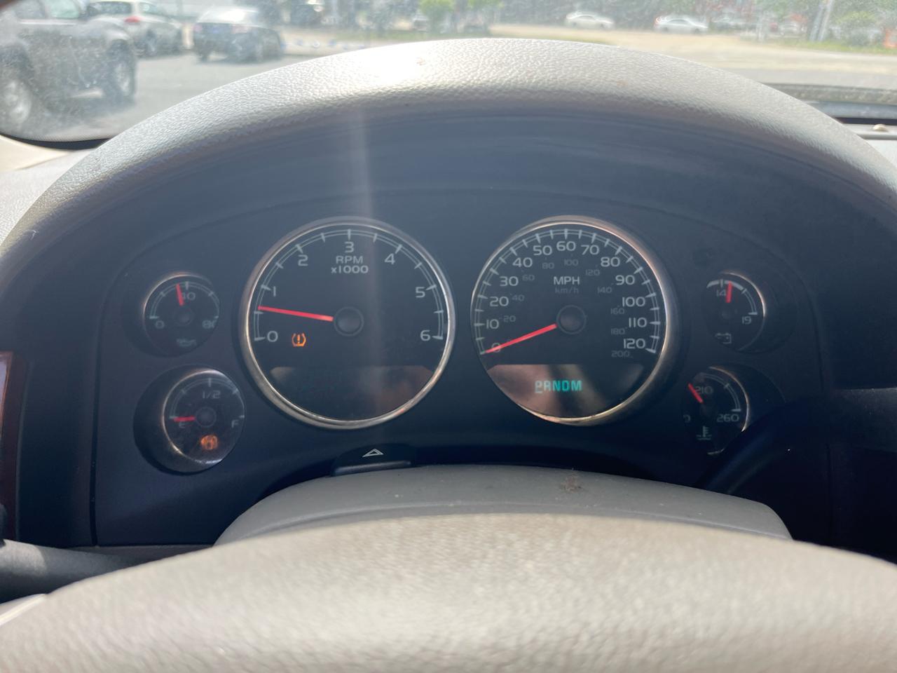 Chevrolet Suburban 2WD 4dr LT 2014