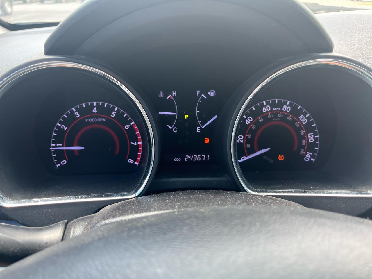 Toyota Highlander FWD 4dr I4 (Natl) 2013